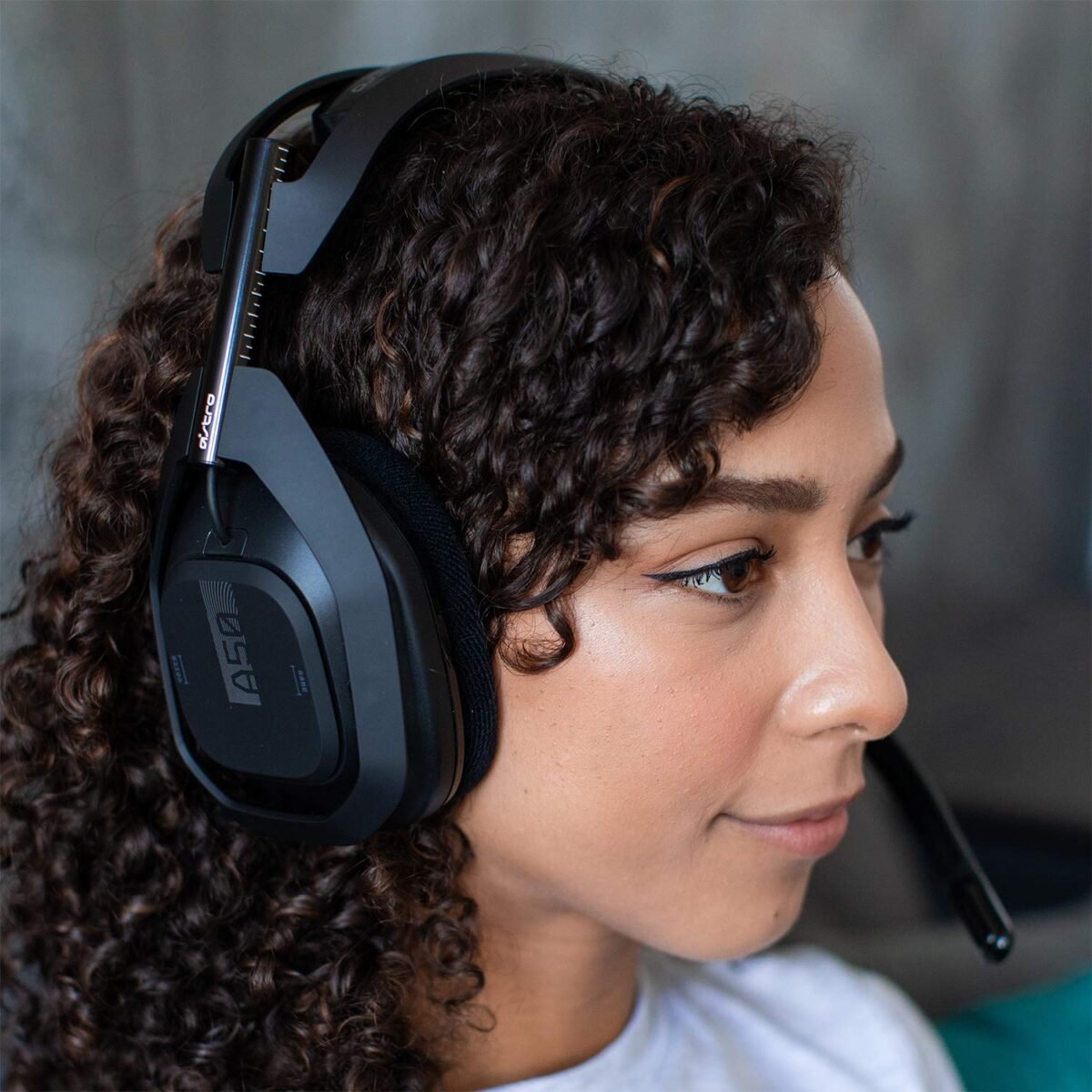 1746998984 astro gaming a50 wireless headset base station gen 4 compatible wi.jpg