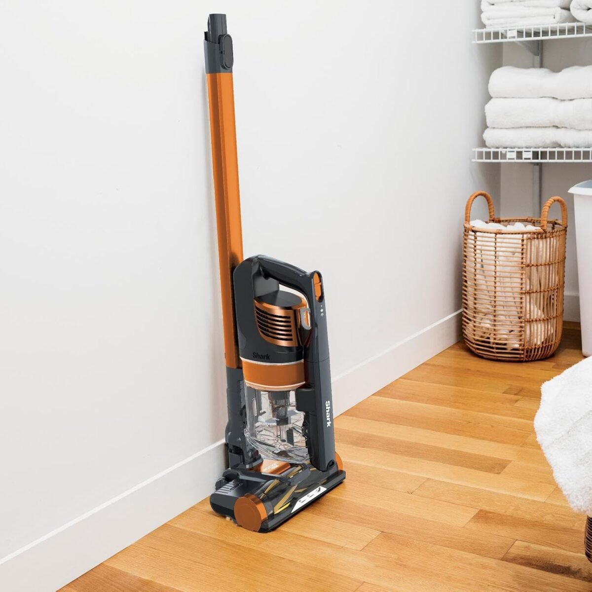 1747774701 shark pet cordless stick vacuum with xl dust cup led headlights remo.jpg