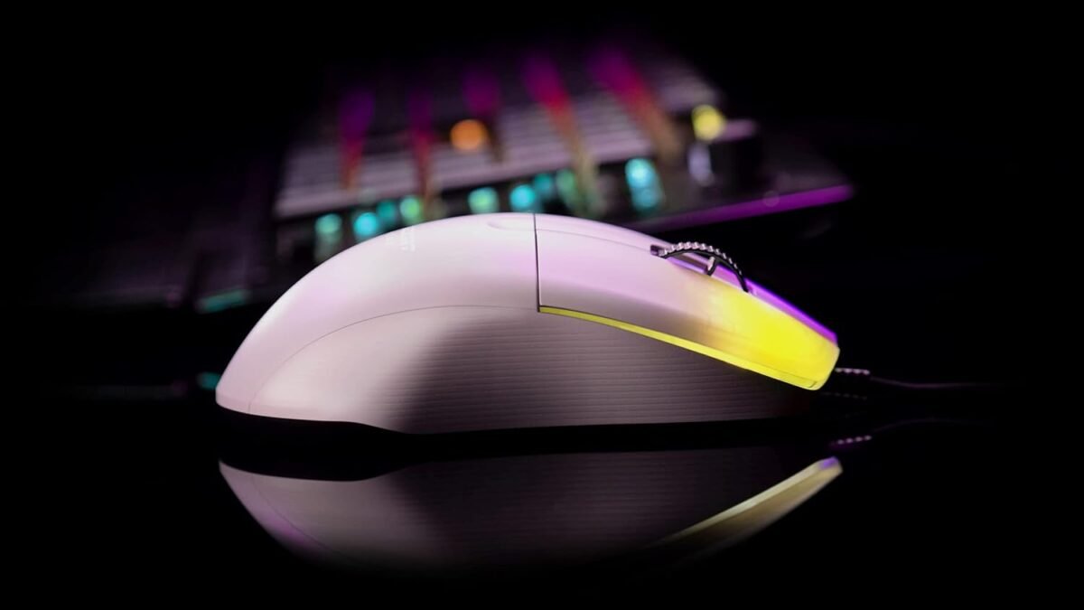 1748474533 roccat kone pro pc gaming mouse lightweight ergonomic design titan s.jpg