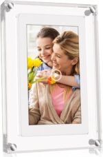 5 inch acrylic picture frame with 4gb memory and 1000mah built in batt.jpg