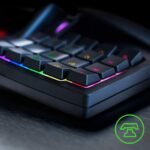 1750707248 razer tartarus v2 gaming keypad mecha membrane key switches one han.jpg