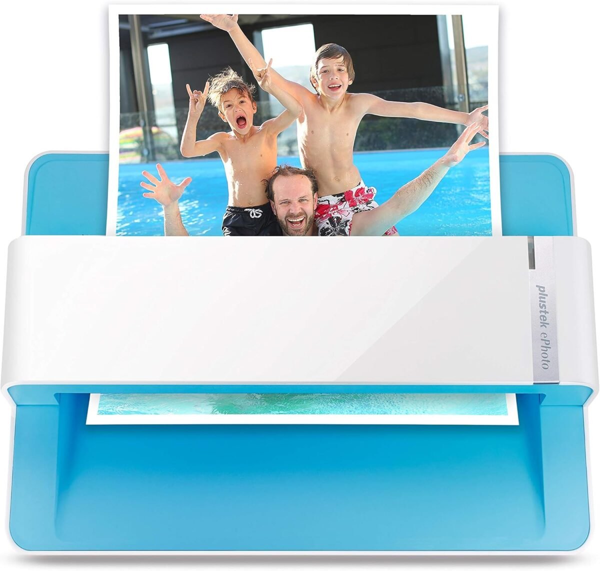 Plustek photo scanner ephoto z300 scans 4x6 inch photos in 2 seconds.jpg