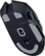 1755234672 razer basilisk v3 x hyperspeed customizable wireless gaming mouse mec.jpg