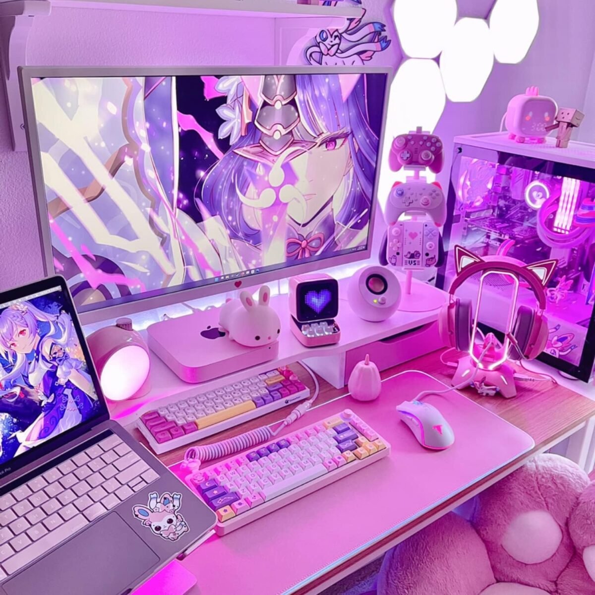 1755581324 tilted nation cute headphone stand pink headset stand with rgb mous.jpg